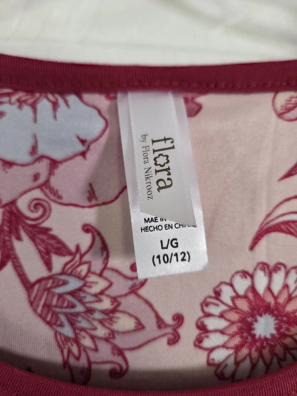 Flora Nikrooz Raspberry Short-Sleeve Top & Blush Floral Pajama Capri Pants NWT - Picture 2 of 8